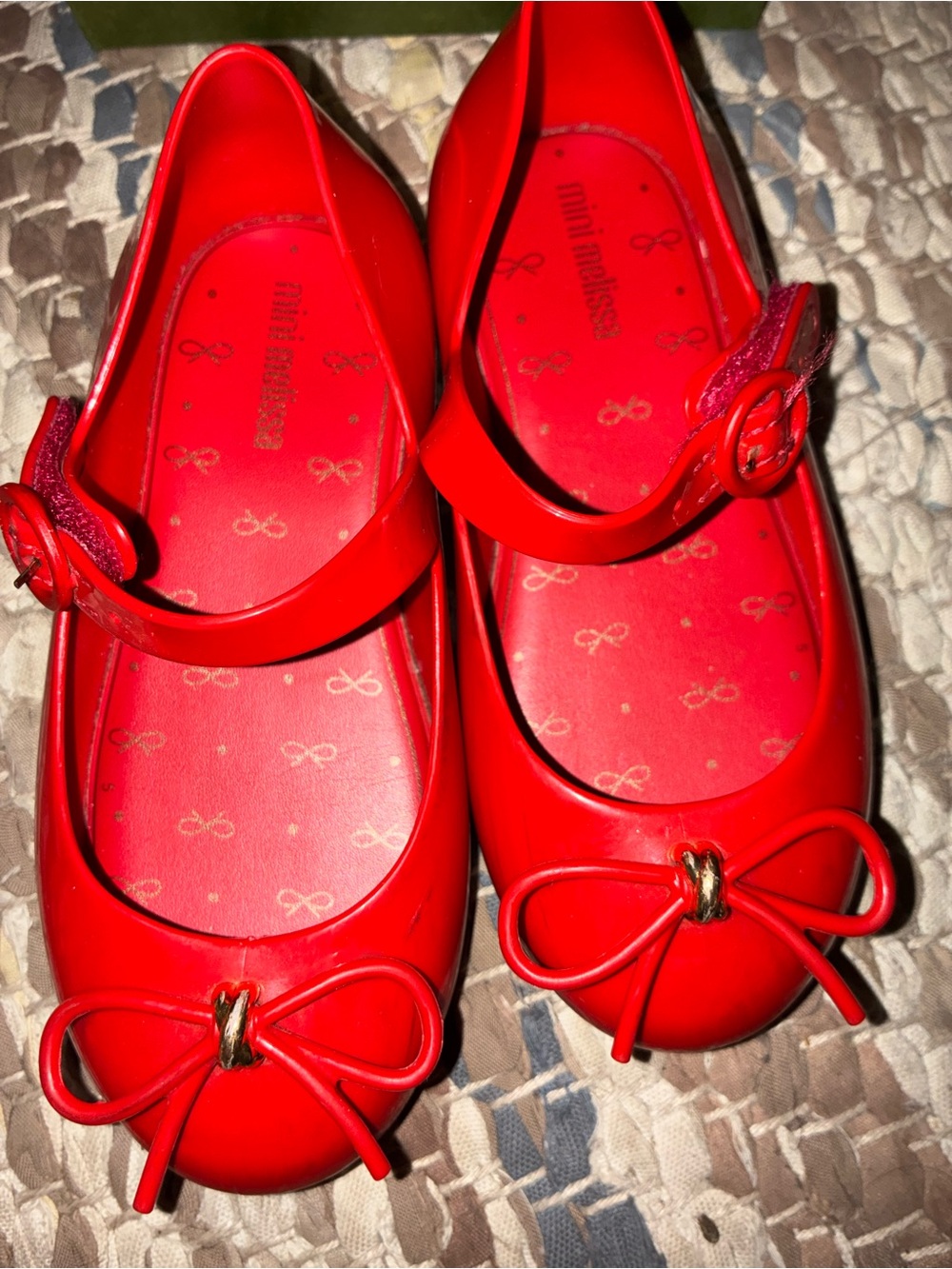 Mini Melissa Girls' Shiny Red Mary Jane Dress Shoes
